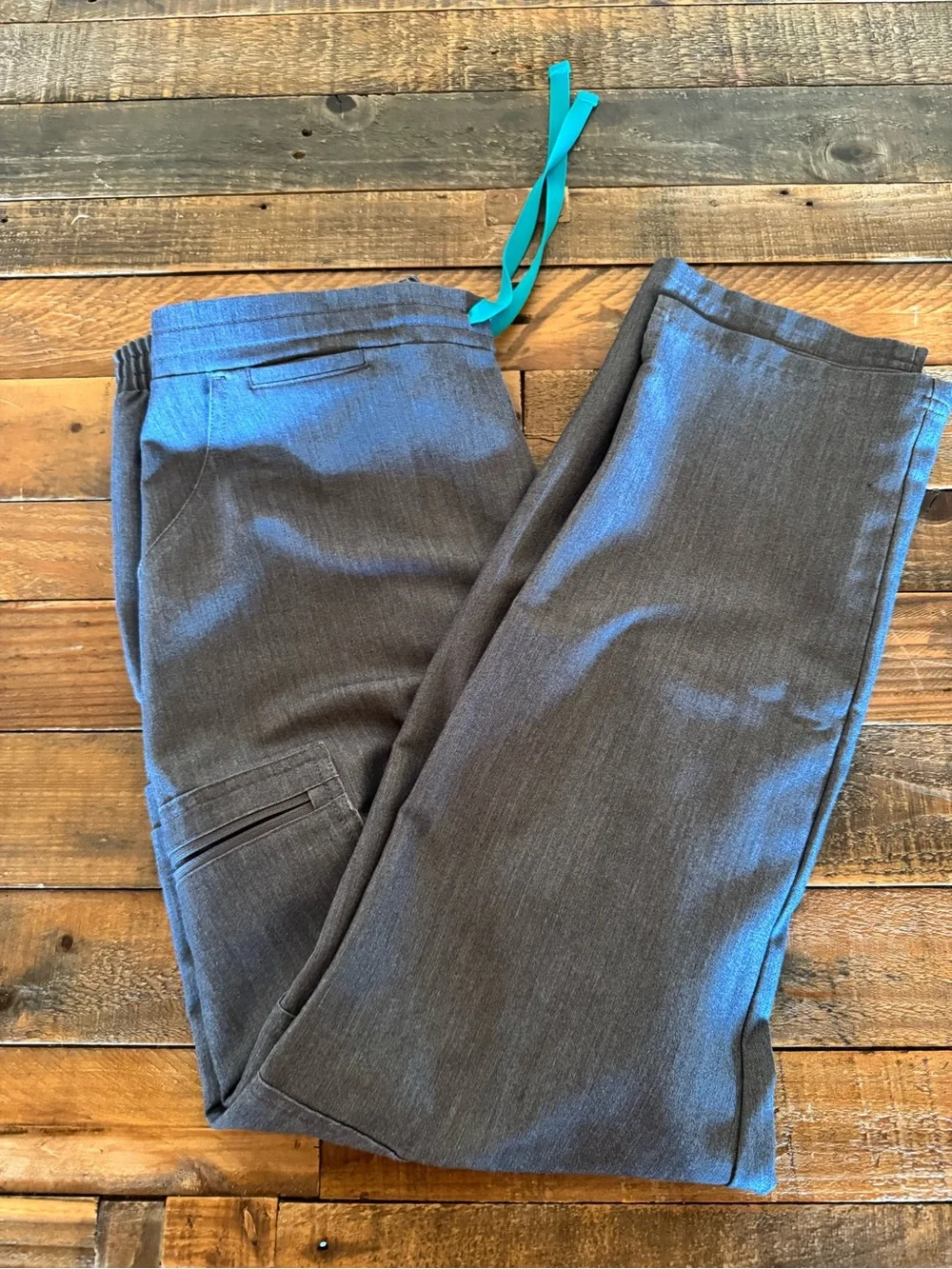 FIGS Women’s Gray Technical Pant